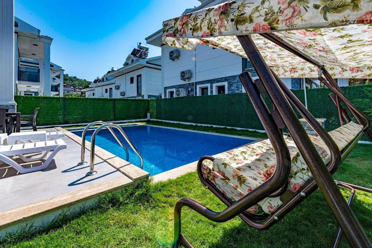 פאטהיה Salkim- 4 Bedroom Holiday Villa In Oludeniz