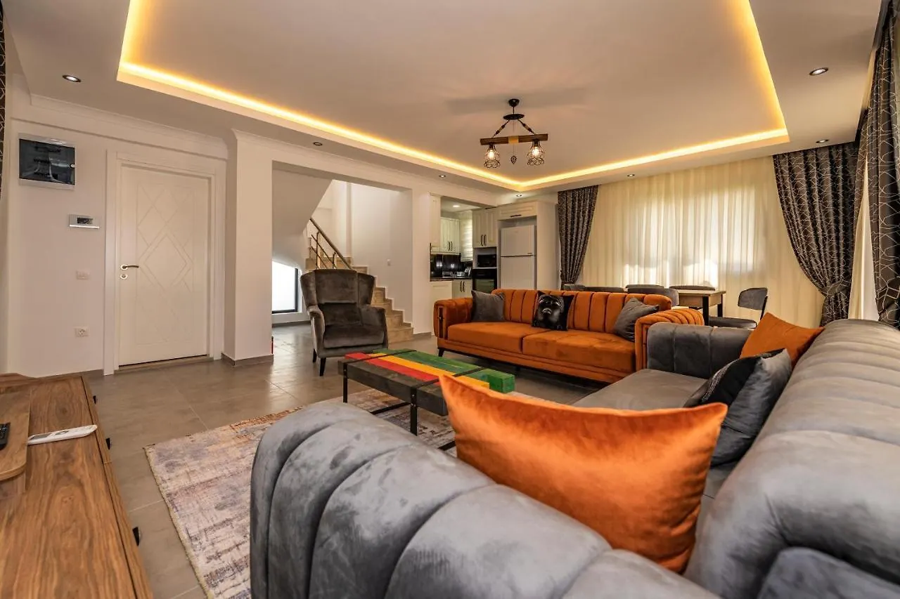 Salkim- 4 Bedroom Holiday Villa In Oludeniz Fethiye 0*,  Turecko